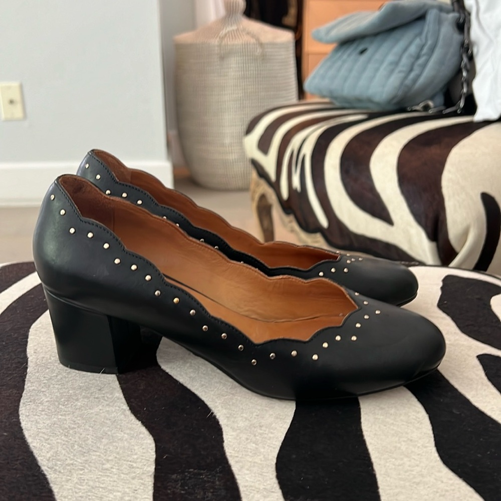 Sézane heritage pumps